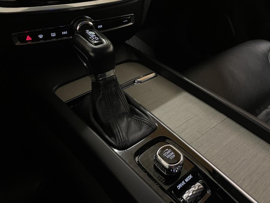 VOLVO V60 2019