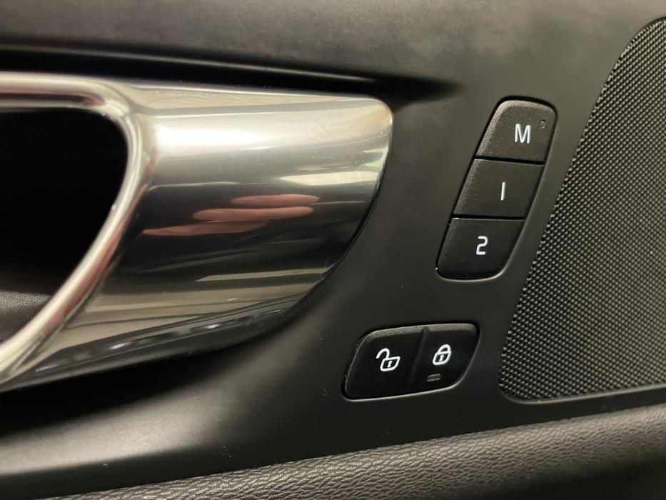 VOLVO V60 2019