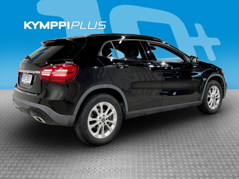 MERCEDES-BENZ GLA 2018