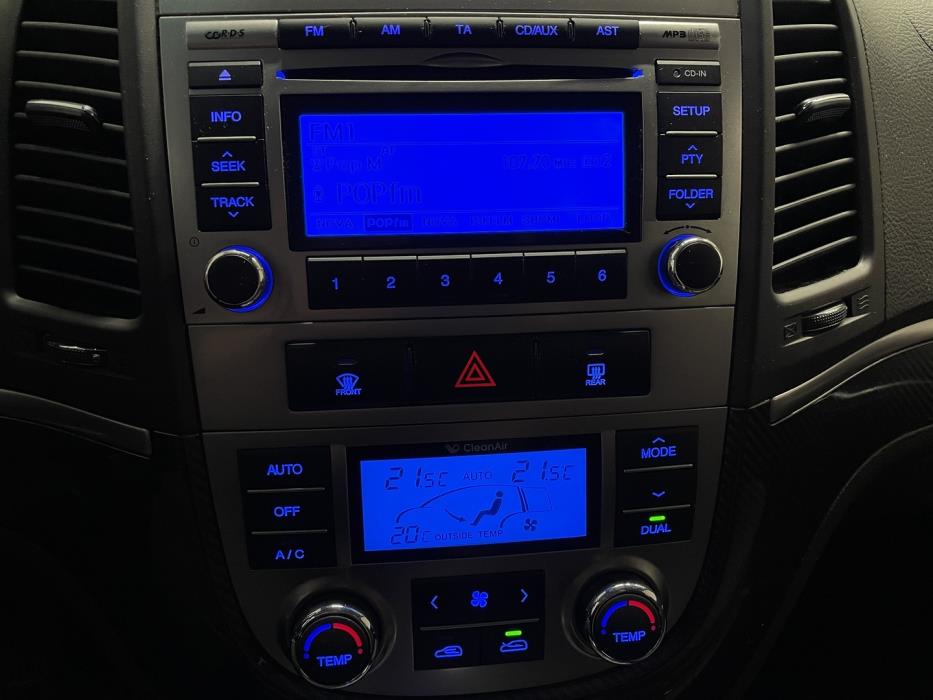 HYUNDAI Santa Fe 2011