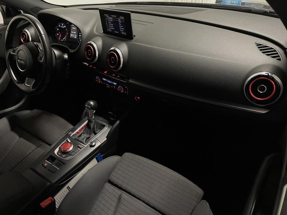 AUDI A3 2015