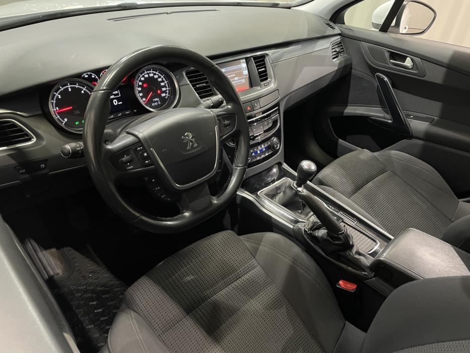 PEUGEOT 508 2015