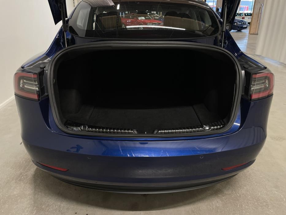 TESLA Model 3 2019