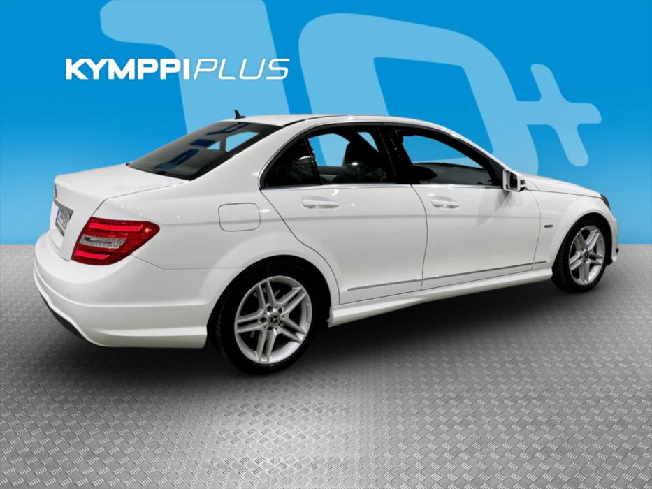 MERCEDES-BENZ C 2011