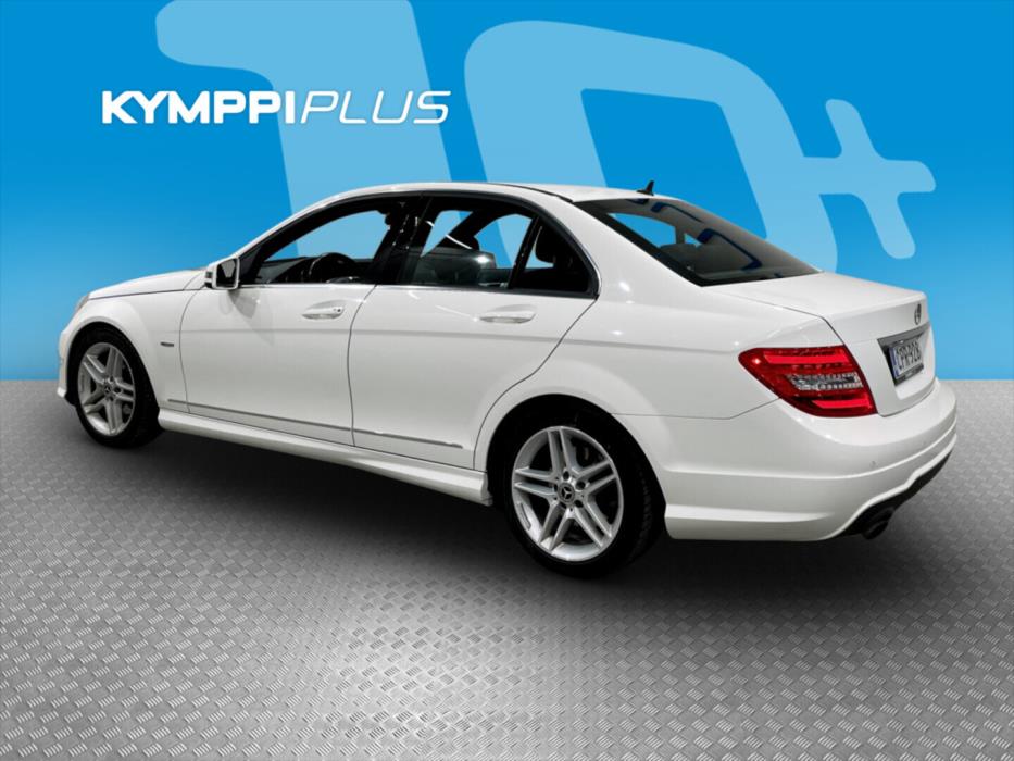 MERCEDES-BENZ C 2011