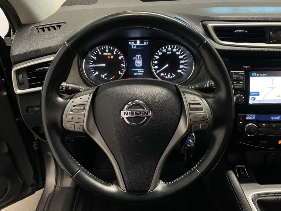 NISSAN Qashqai 2014