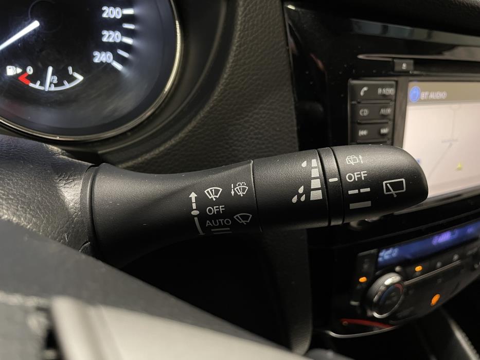 NISSAN Qashqai 2014