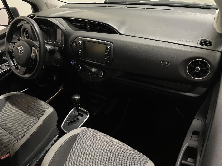TOYOTA Yaris 2020