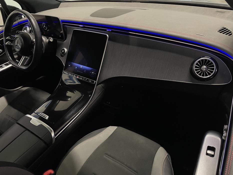 MERCEDES-BENZ EQE SUV 2023