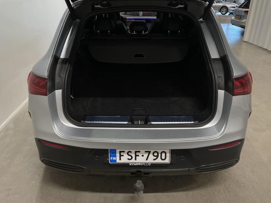 MERCEDES-BENZ EQE SUV 2023