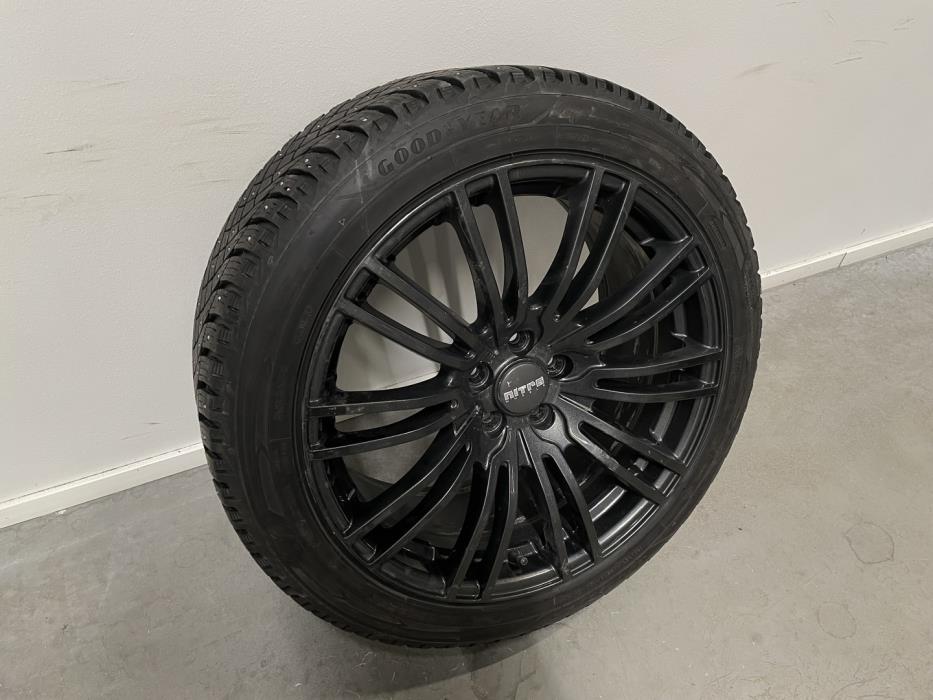 POLESTAR 2 2023