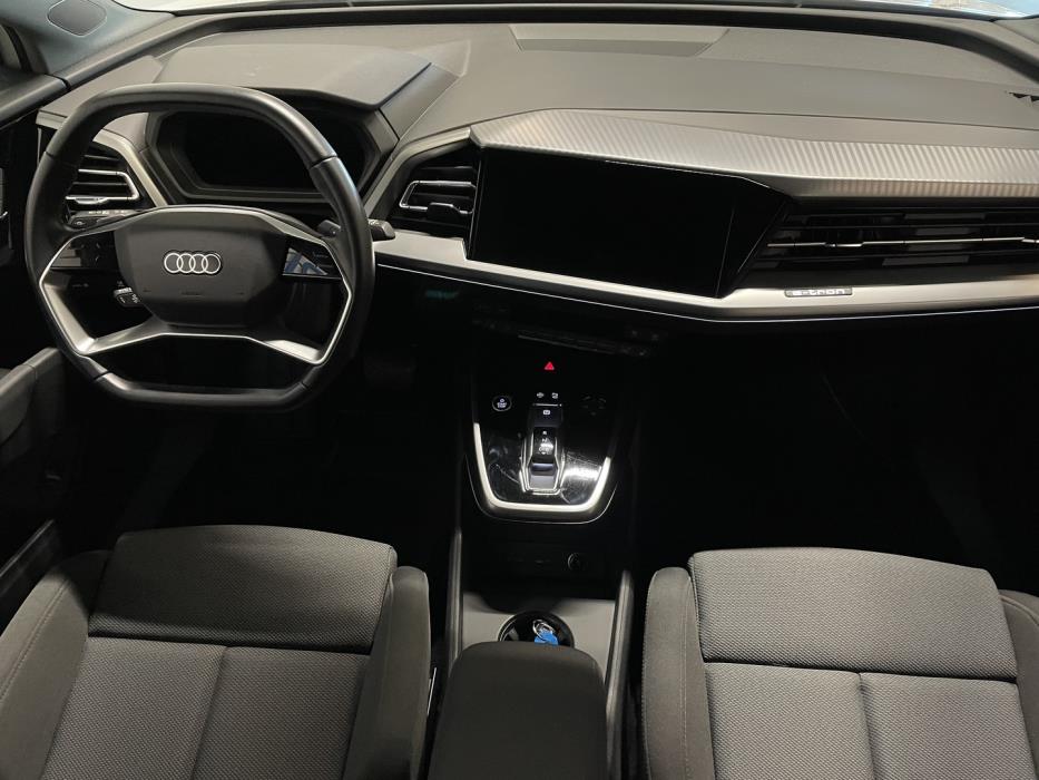 AUDI Q4 e-tron 2022