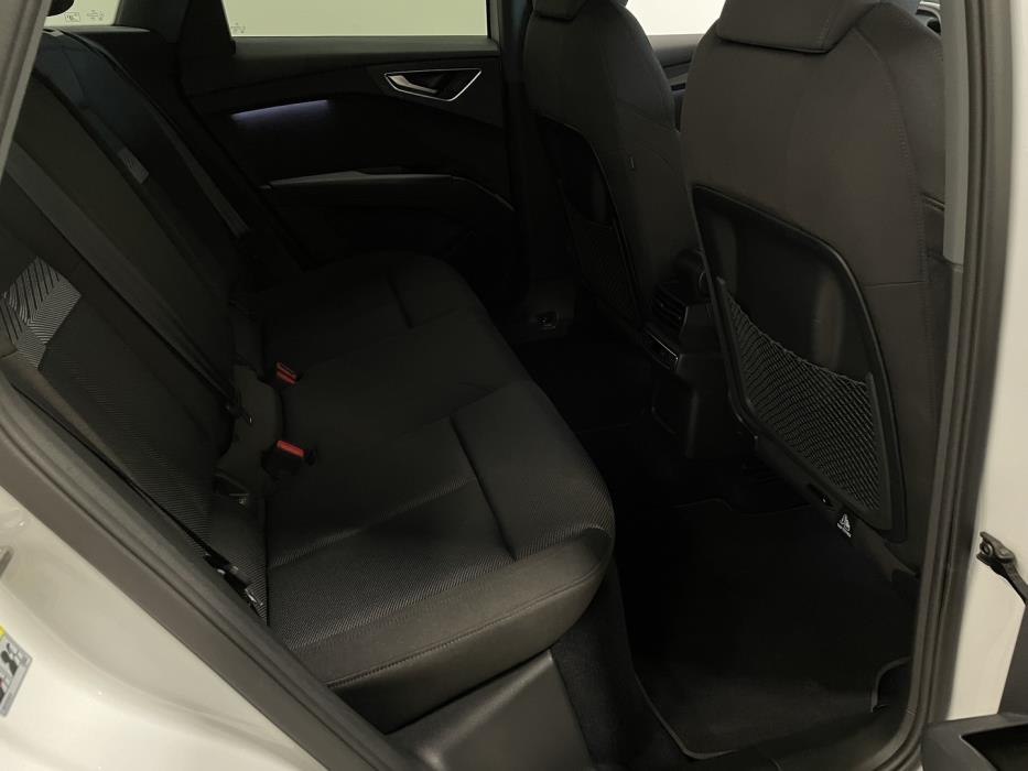 AUDI Q4 e-tron 2022