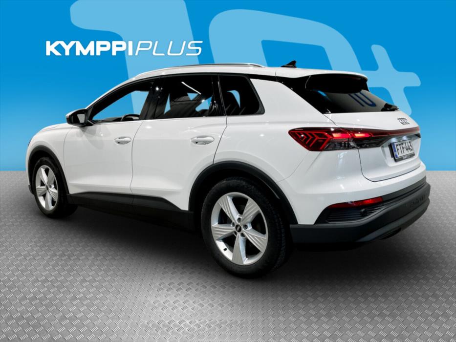 AUDI Q4 e-tron 2022