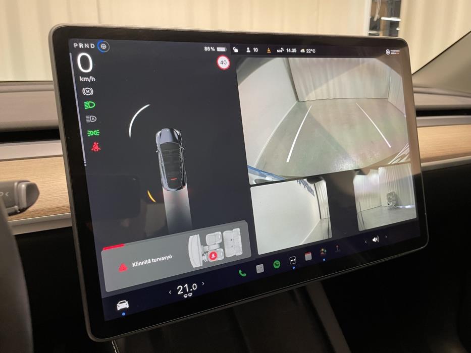 TESLA Model Y 2021