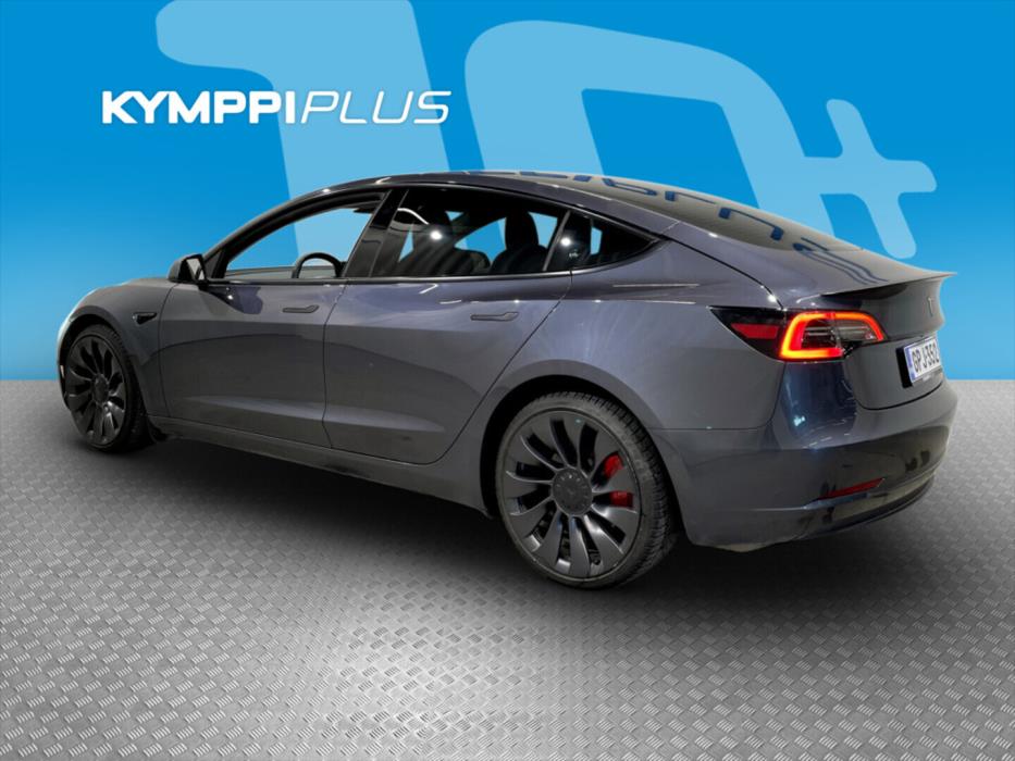 TESLA Model 3 2022
