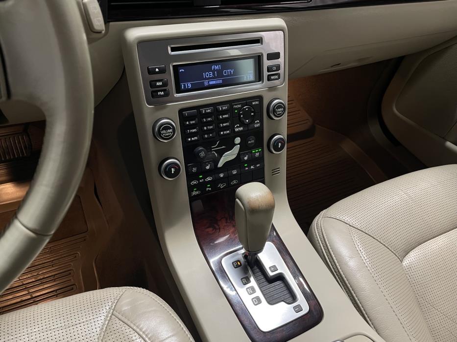 VOLVO XC70 2008