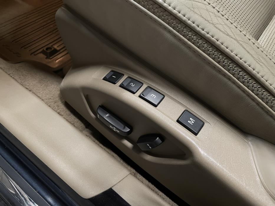 VOLVO XC70 2008