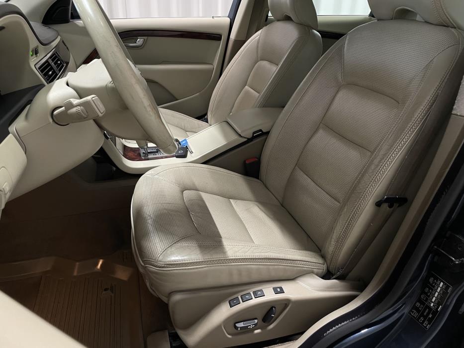 VOLVO XC70 2008