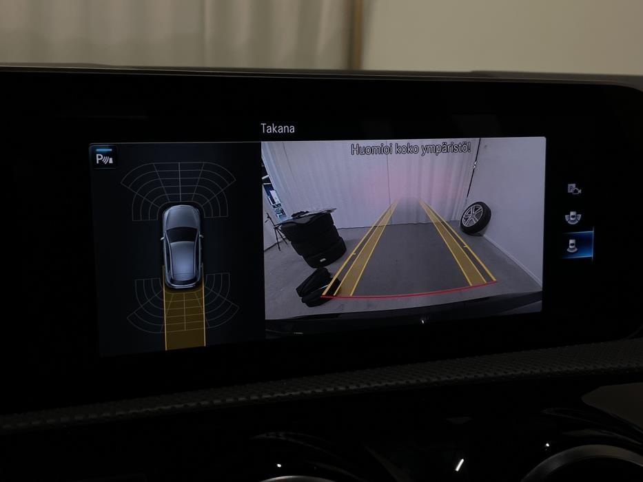 MERCEDES-BENZ A 2020