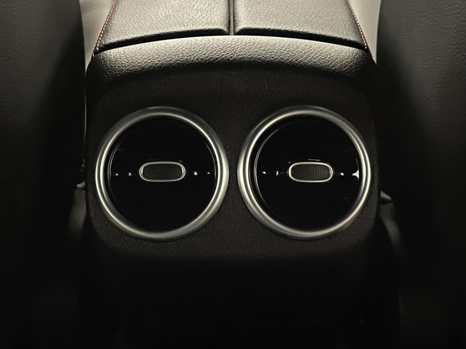 MERCEDES-BENZ A 2020