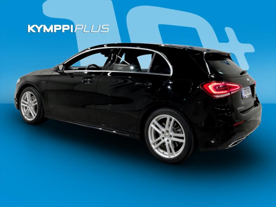 MERCEDES-BENZ A 2020