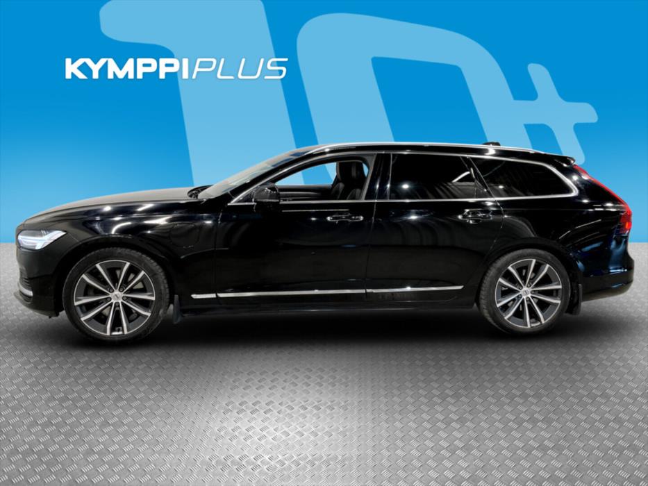 VOLVO V90 2021