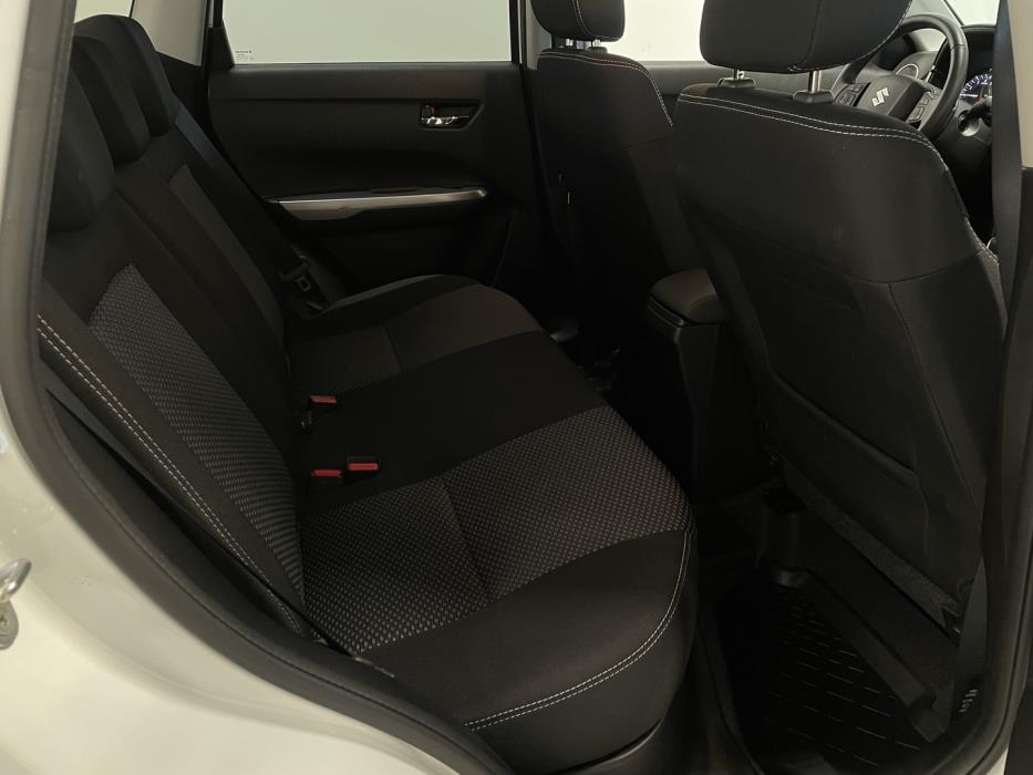 SUZUKI Vitara 2023