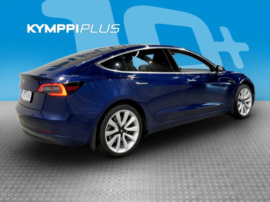 TESLA Model 3 2020