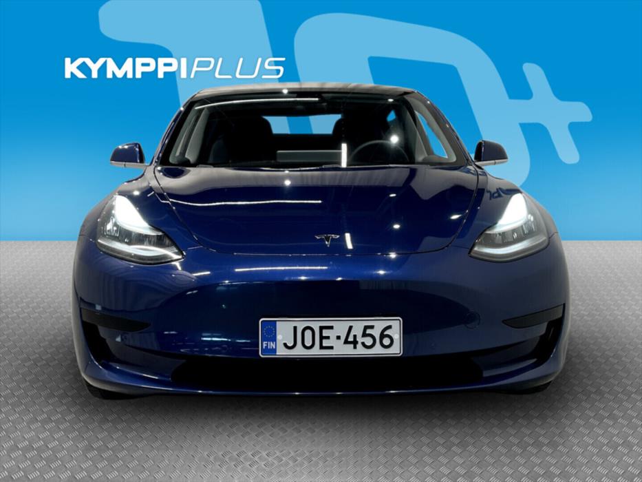 TESLA Model 3 2020