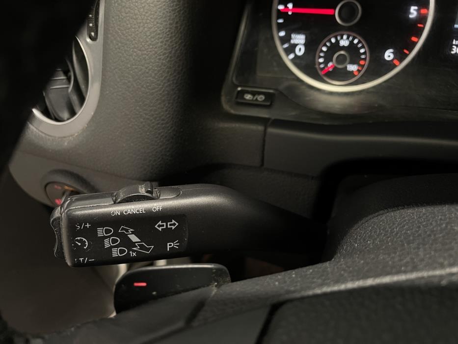 VOLKSWAGEN Tiguan 2014