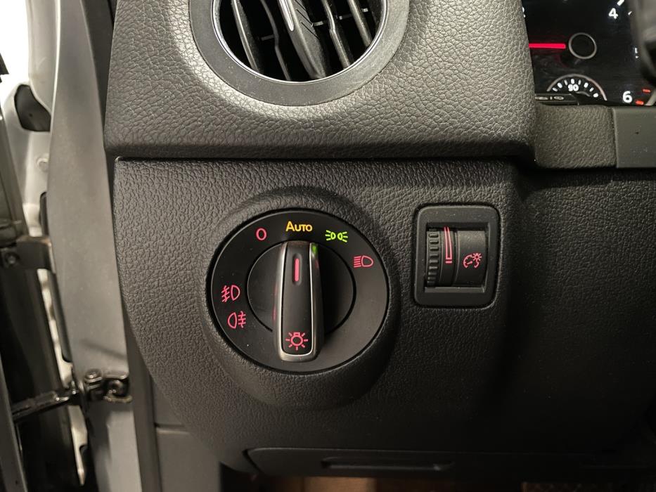 VOLKSWAGEN Tiguan 2014