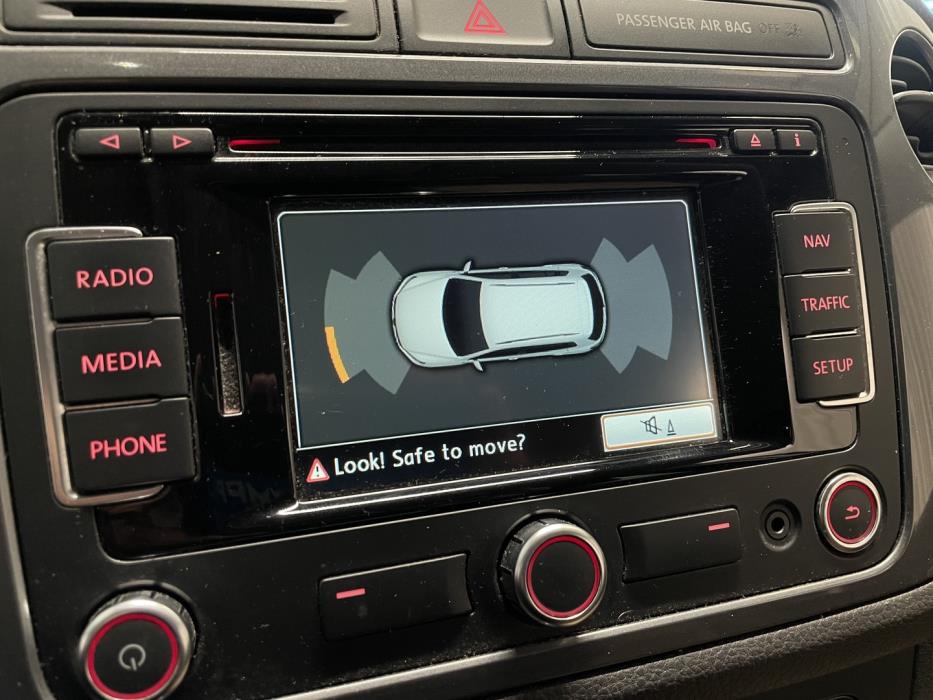 VOLKSWAGEN Tiguan 2014