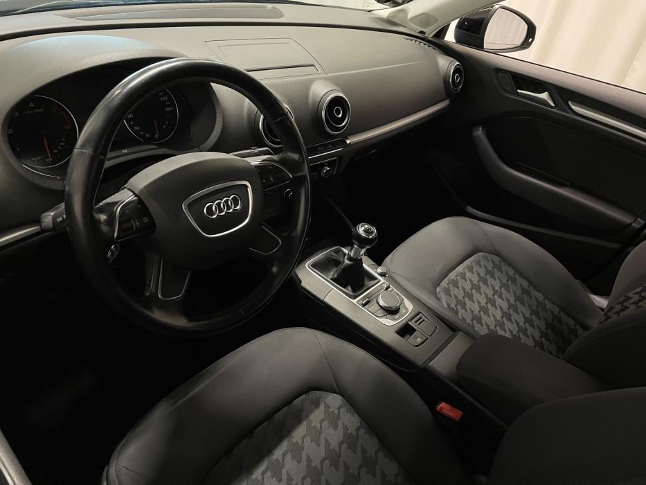 AUDI A3 2016