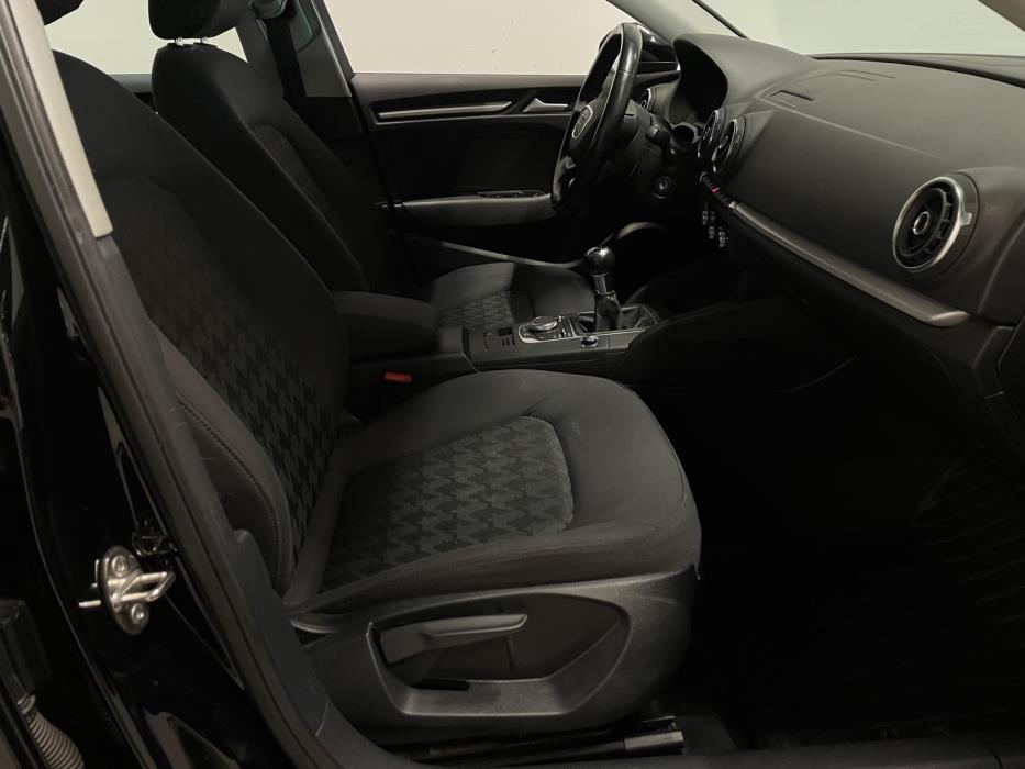 AUDI A3 2016