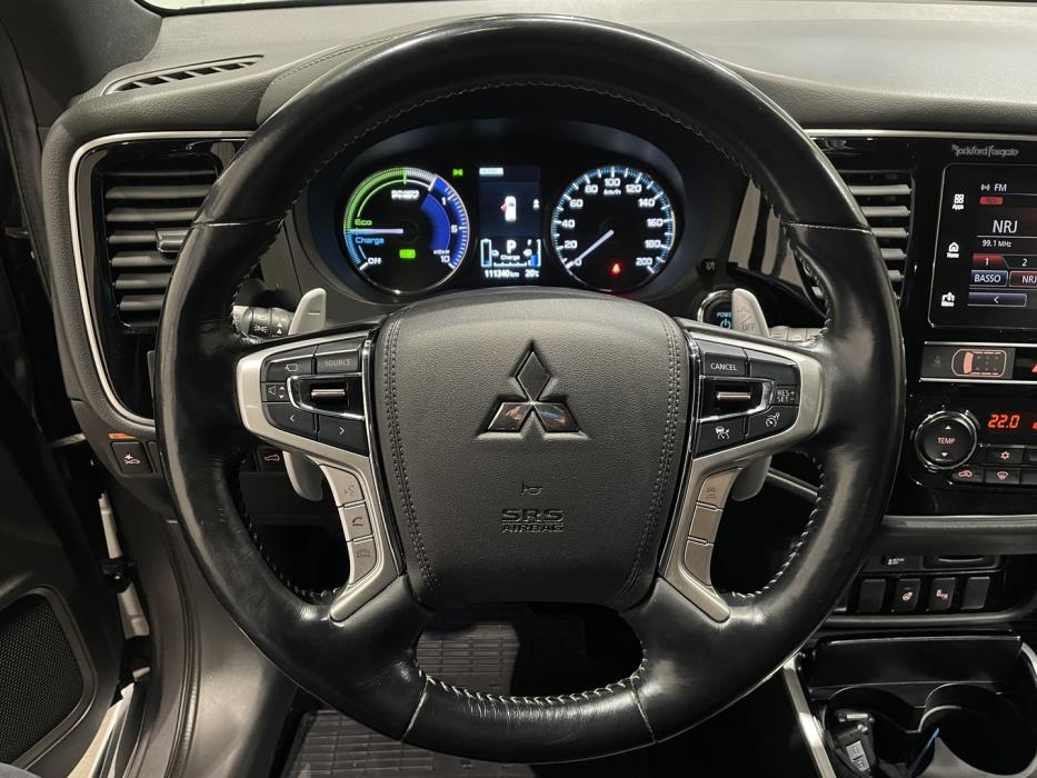 MITSUBISHI Outlander PHEV 2018