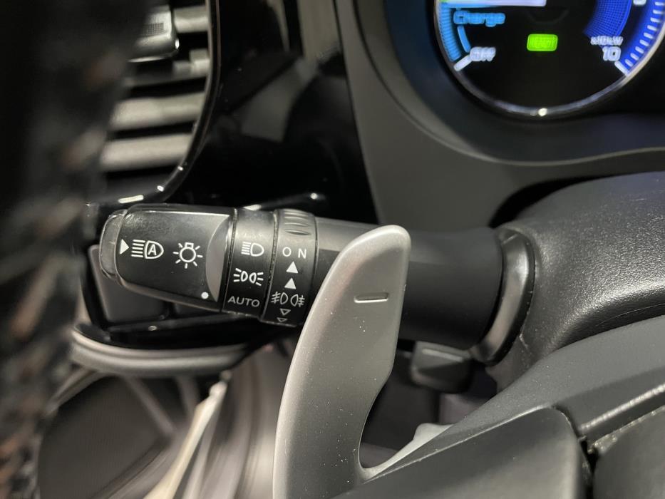 MITSUBISHI Outlander PHEV 2018