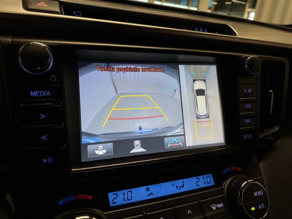 TOYOTA RAV4 2018
