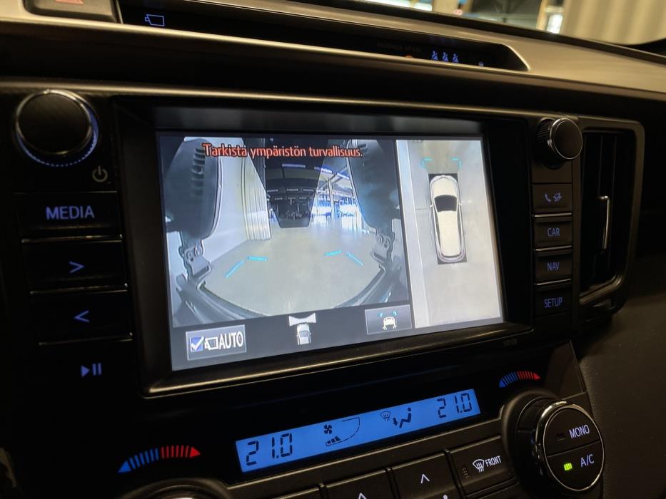TOYOTA RAV4 2018