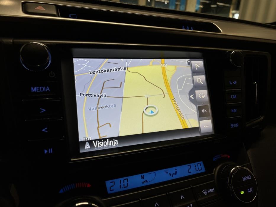 TOYOTA RAV4 2018