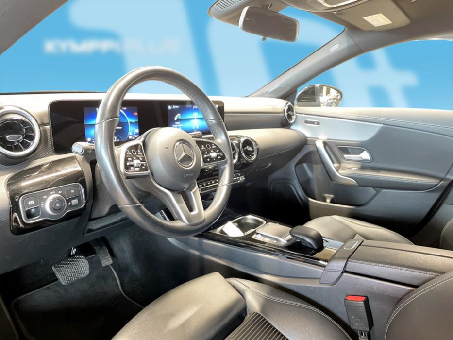 MERCEDES-BENZ CLA 2022