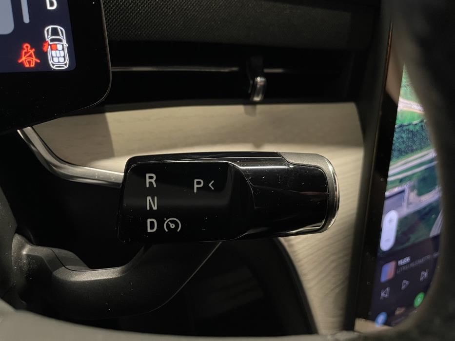 VOLVO EX90 2025