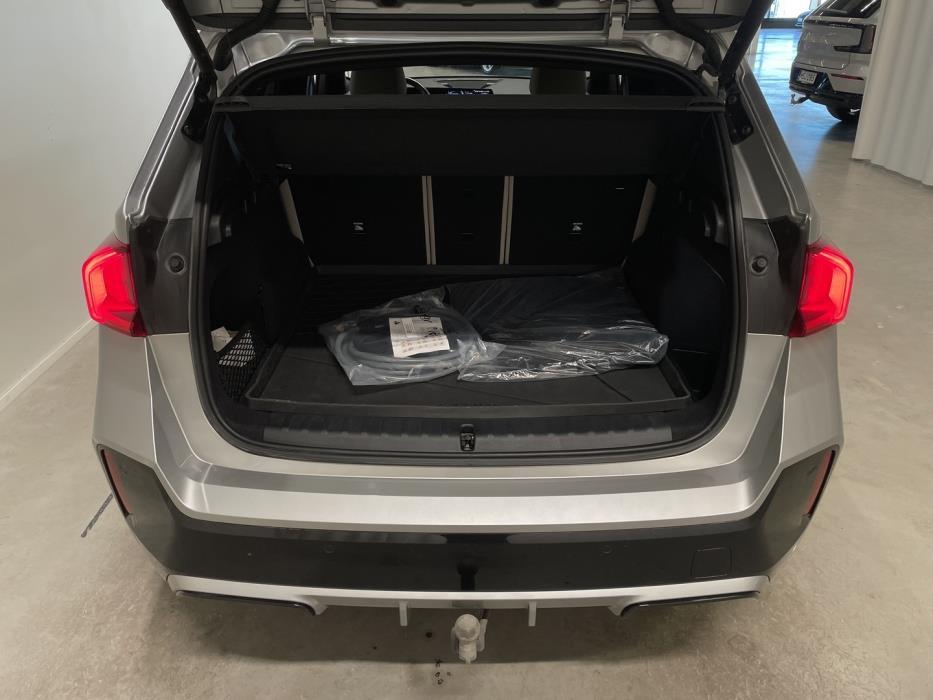 BMW iX1 2023
