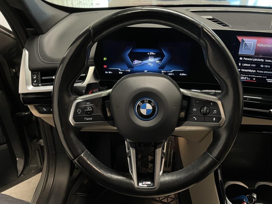 BMW iX1 2023
