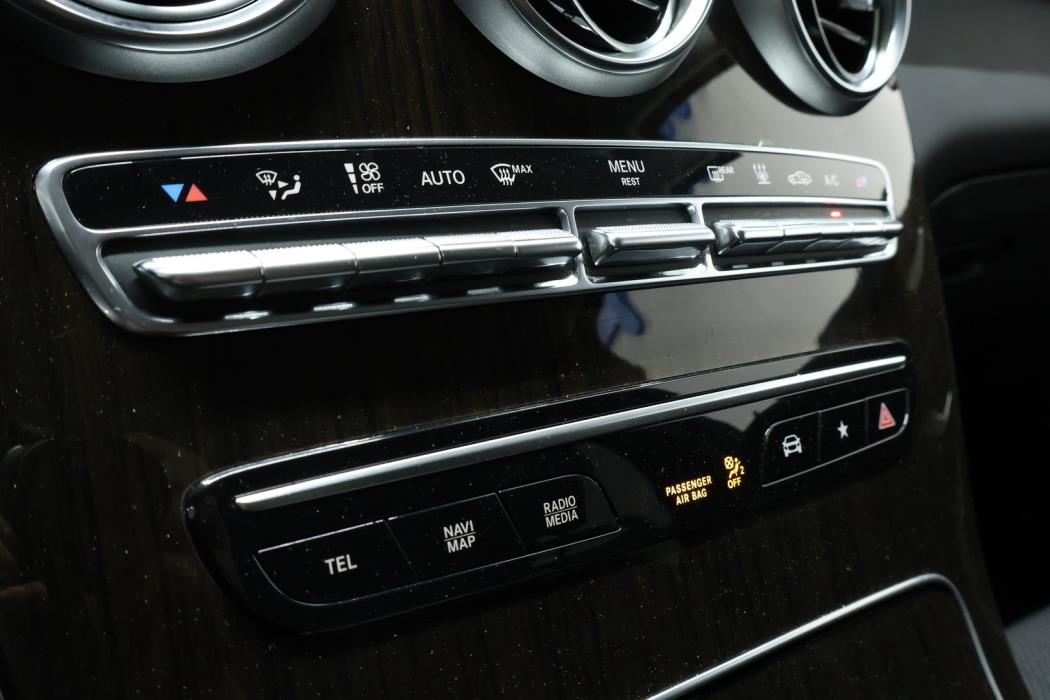 MERCEDES-BENZ GLC 2021