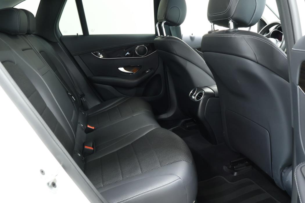 MERCEDES-BENZ GLC 2021