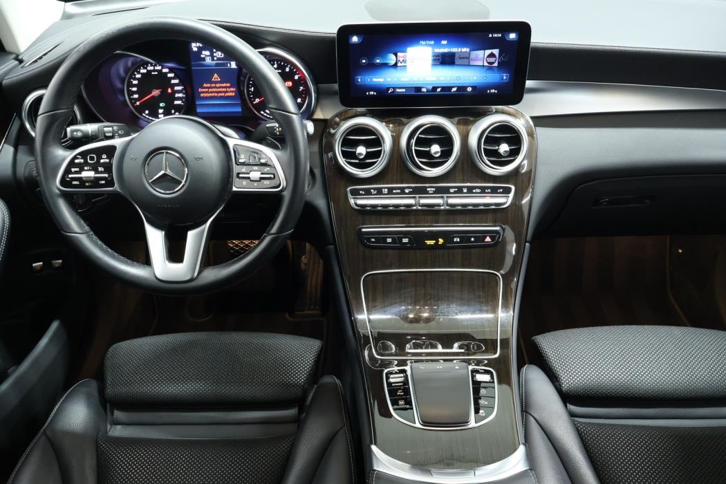 MERCEDES-BENZ GLC 2021