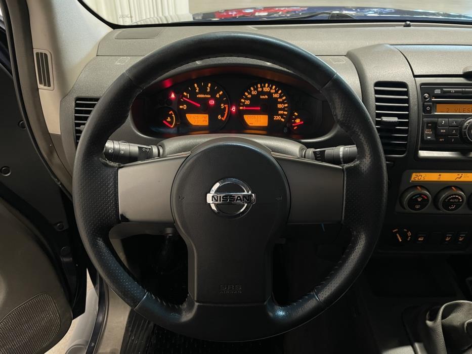 NISSAN Navara 2007