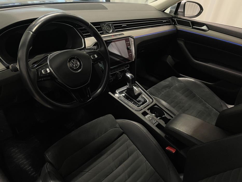 VOLKSWAGEN Passat 2018