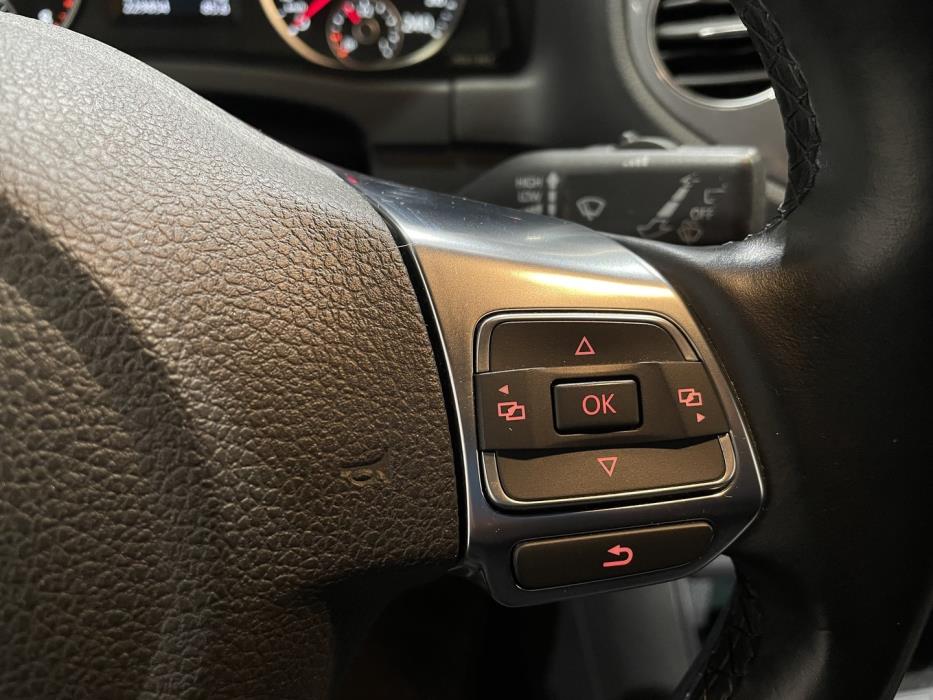 VOLKSWAGEN Tiguan 2014